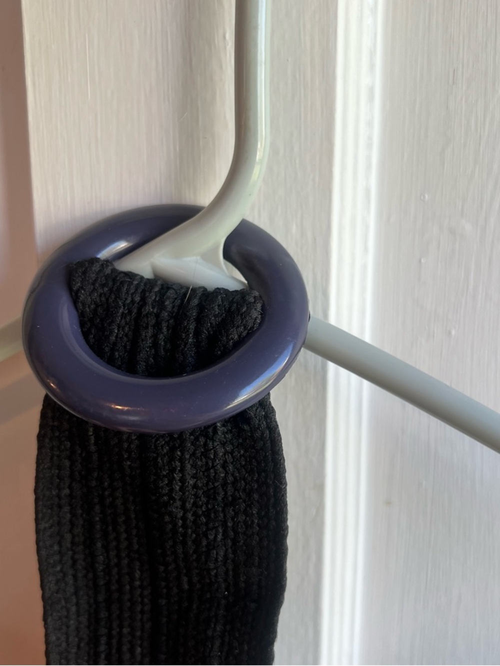 Black Ribbed Knit Scarf - Picture 3 of 4